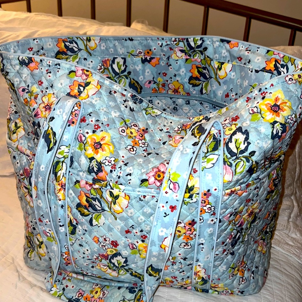 Vera Bradley XL Tote